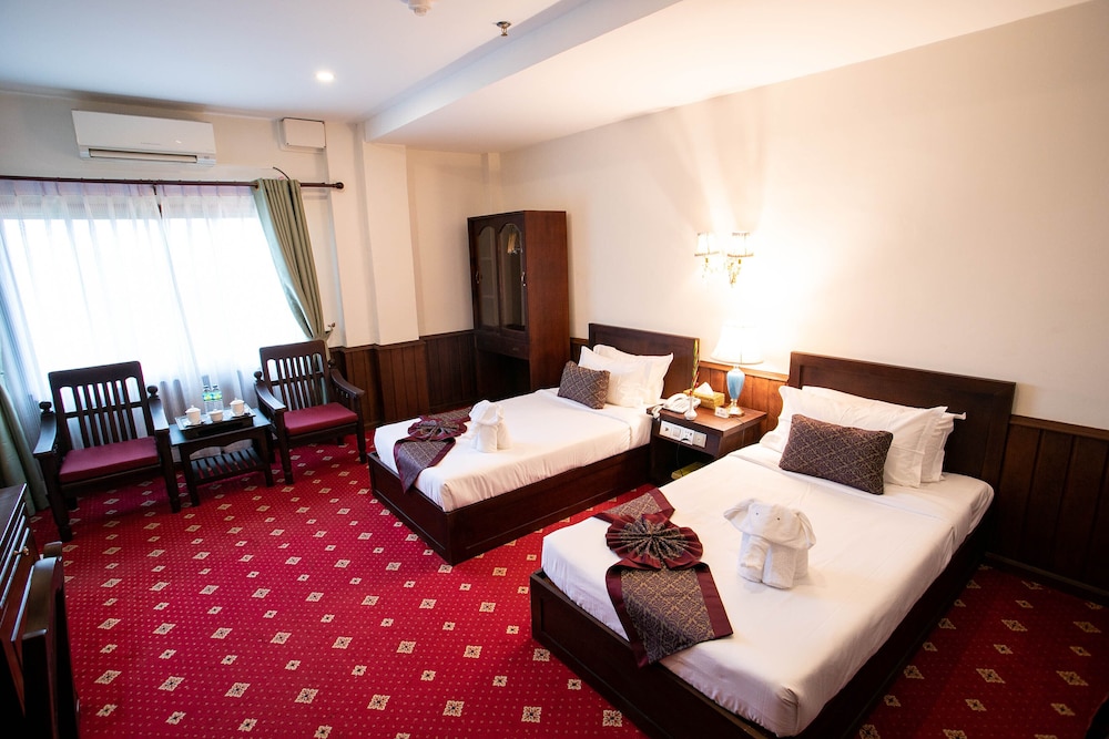 Deluxe Double Or Twin Room photo 2