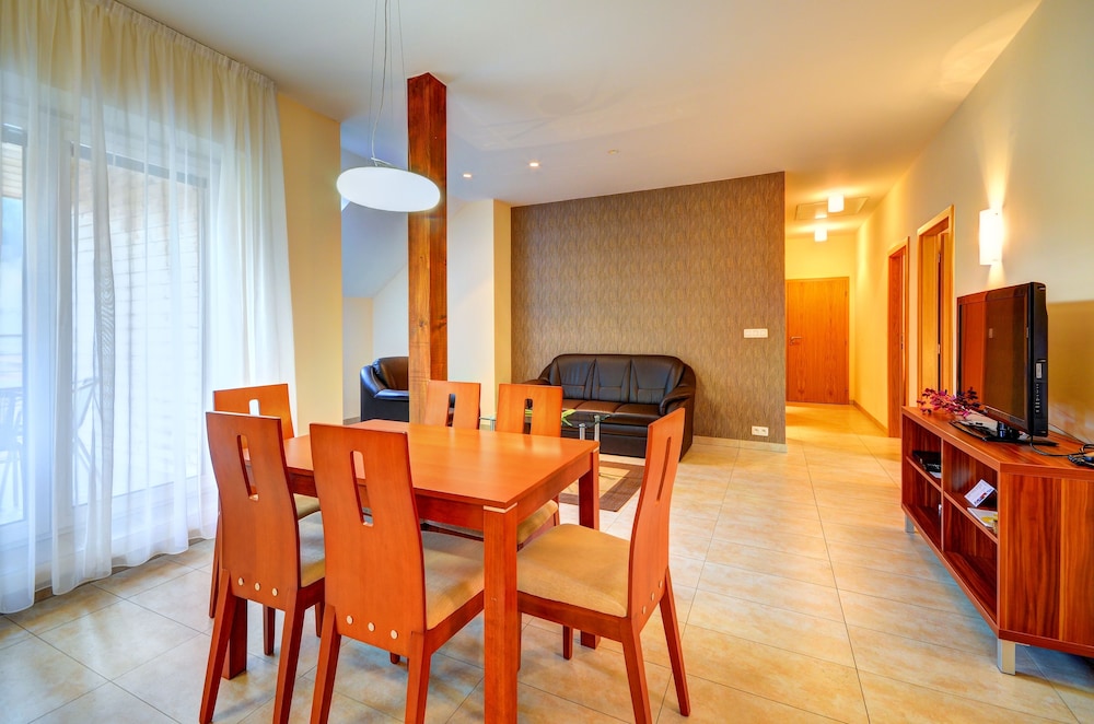 Superior Apartment, Garden View photo 1