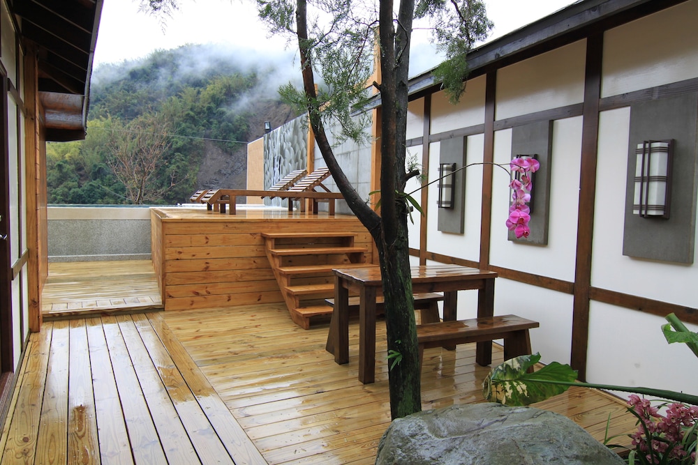 The Water Villa Double Room photo 3