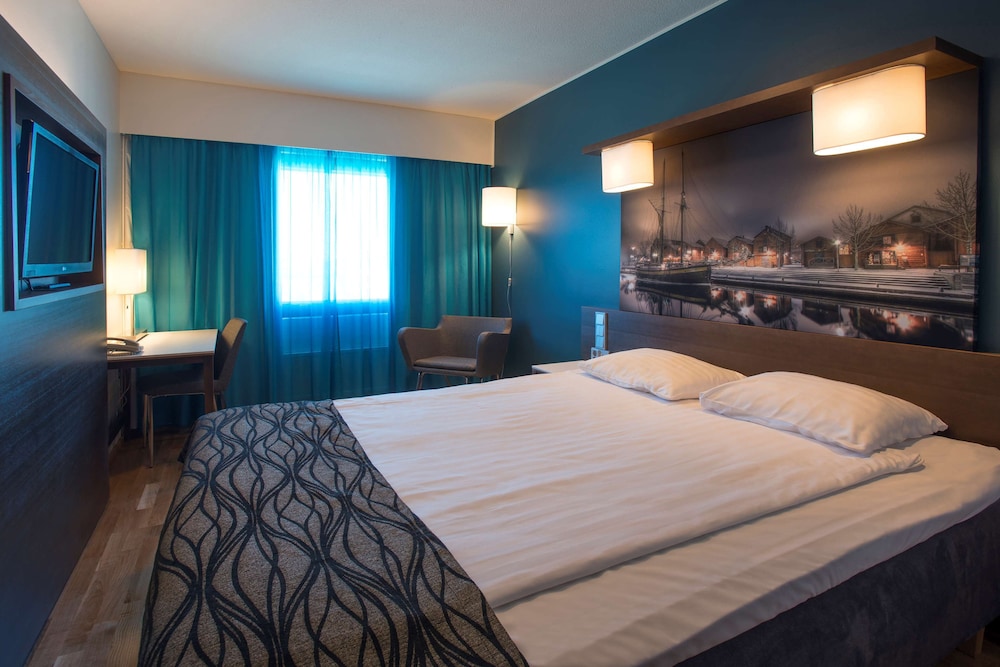 Double Room (High Floor)