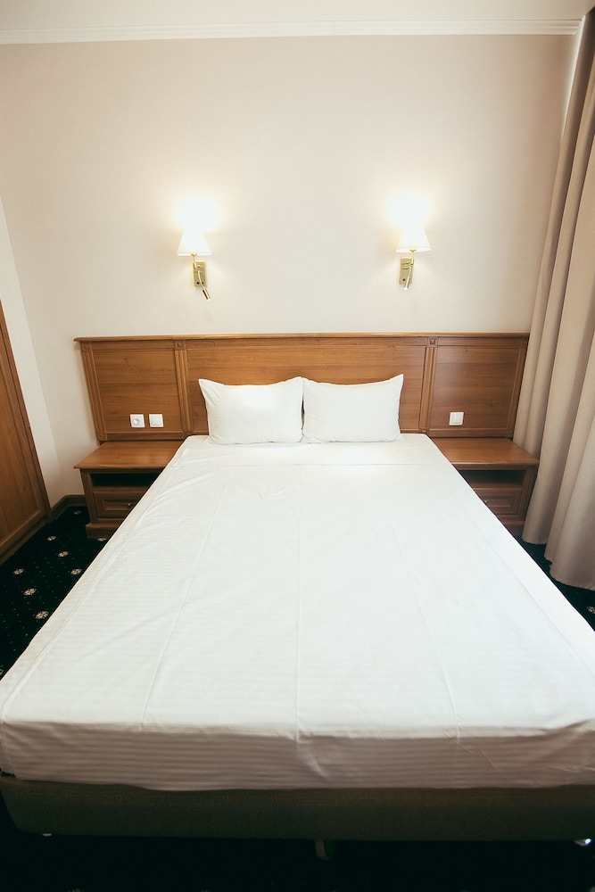 Standard Room photo 2