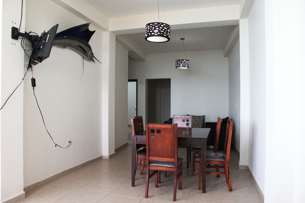Family Apartment, 2 Bedrooms, Accessible photo 2