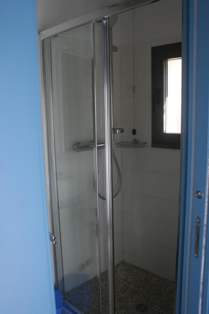 Superior Double Room, 1 Queen Bed, Non Smoking, Sea View photo 3