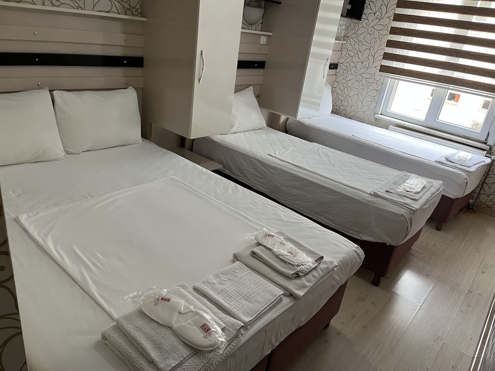 Basic Quadruple Room