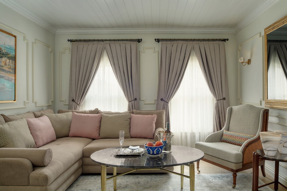 Bosphorus Suite - Photo 2