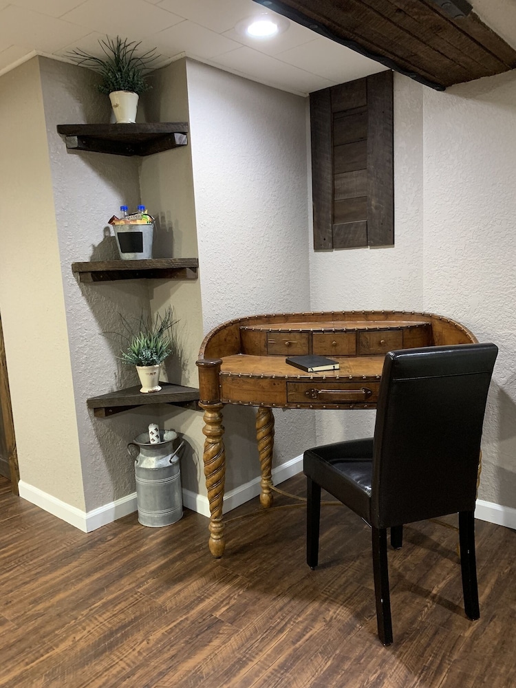 The Olde Mill Inn Bed & Breakfast, 사진 12