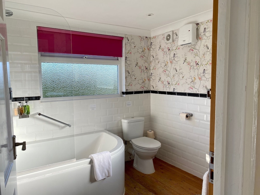 Standard Apartment, Ensuite (One Bedroom- Ground floor) photo 3