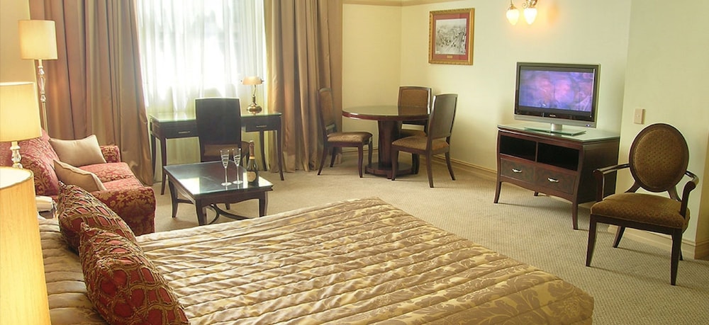 Deluxe Room - Photo 3