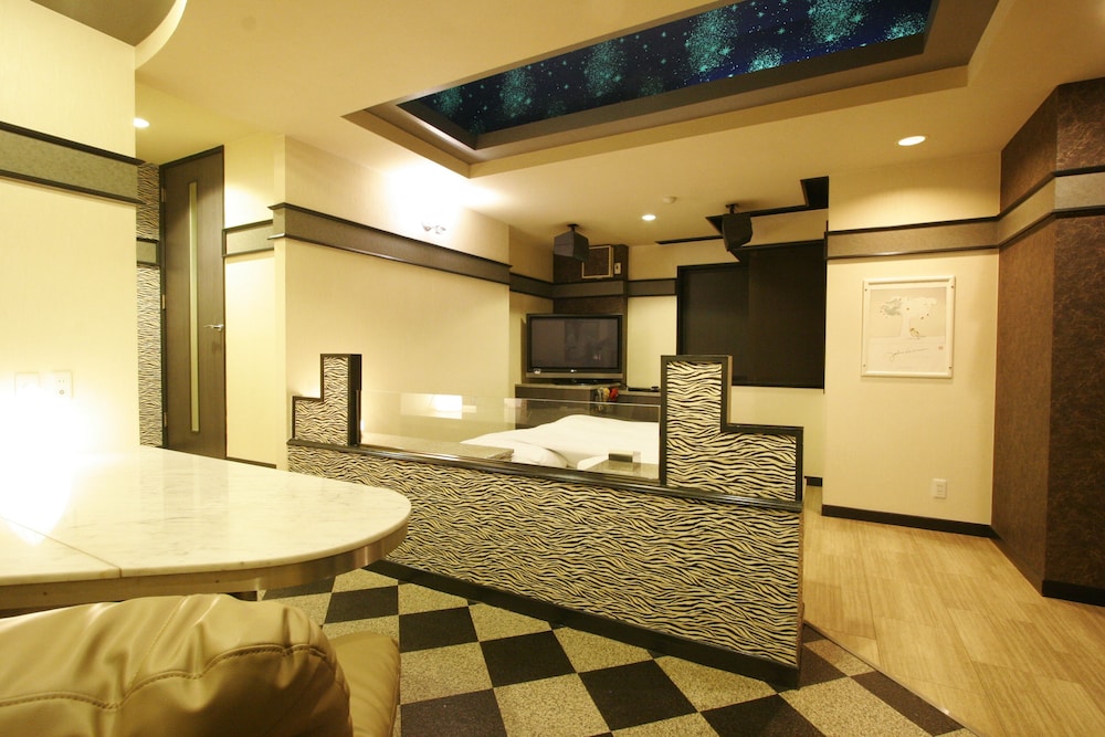 Business Standard Room with Queen-size Bed (C) photo 3