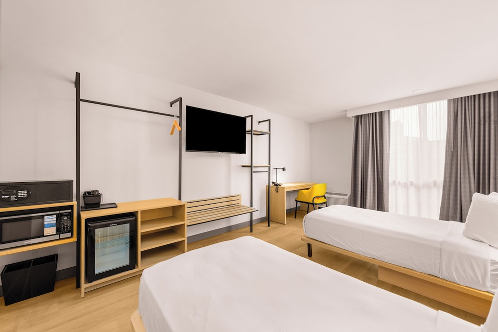 B&B Hotel Orlando International Drive Near Universal - Newly Renovated!, Photo 6