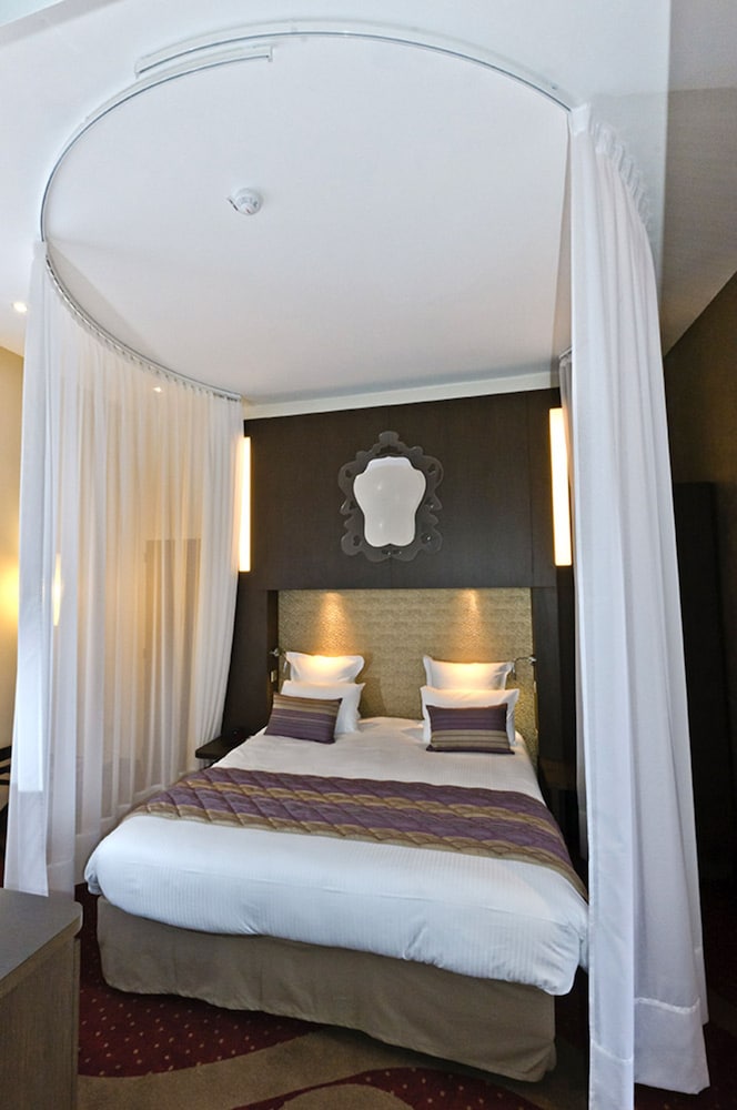 Deluxe Suite - Photo 3