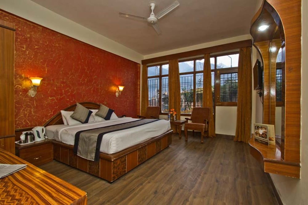 Super Deluxe Room