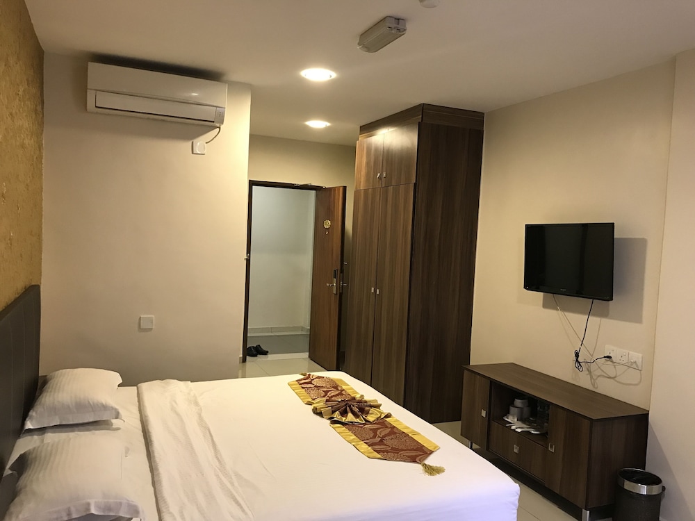 Executive Suite photo 2