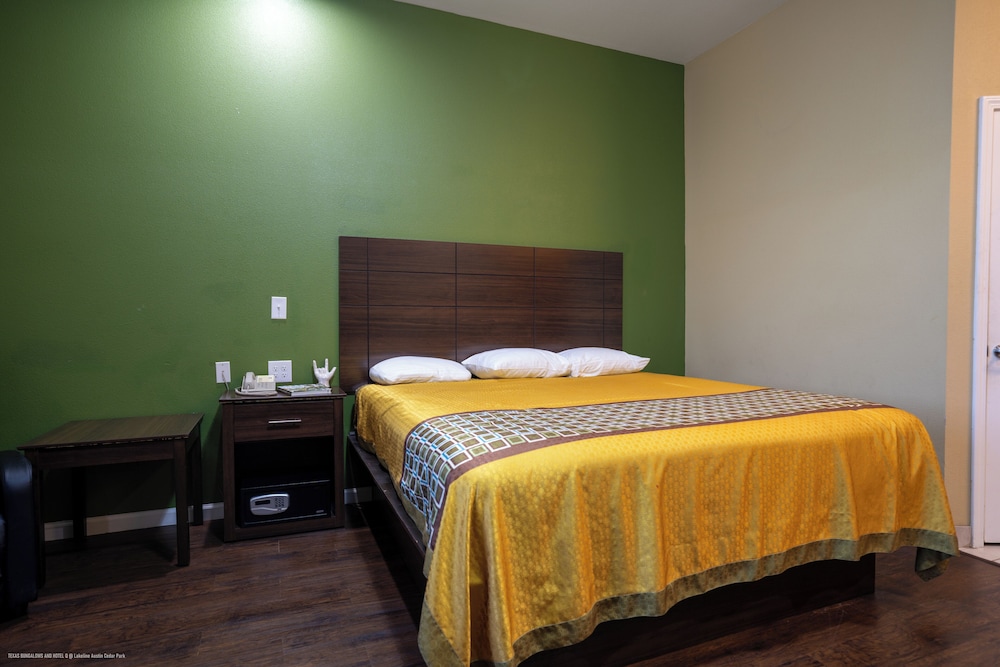 Comfort Single Room, 1 King Bed, Non Smoking, Air conditioning photo 1