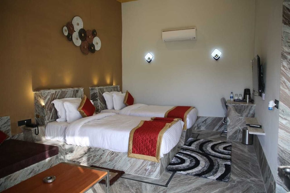 Royal Double Room, 1 Double Bed, Smoking, Garden Area photo 1