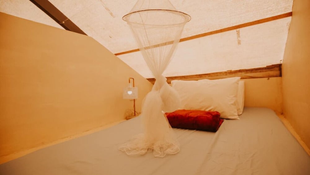 Family Glamping Tent - Photo 12
