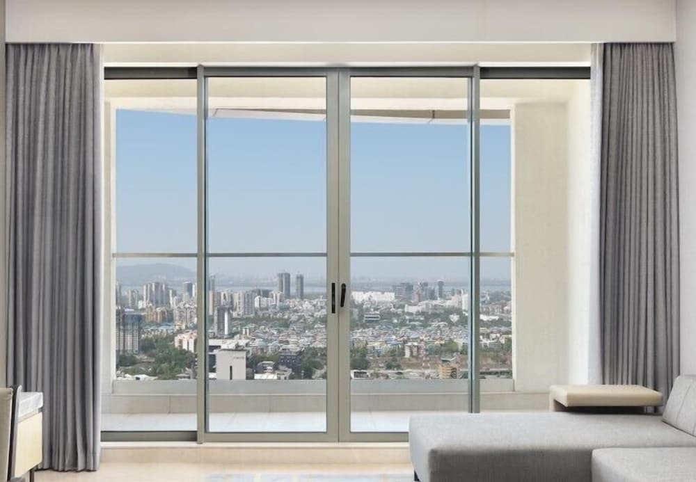Luxury Suite, 1 Bedroom (view) photo