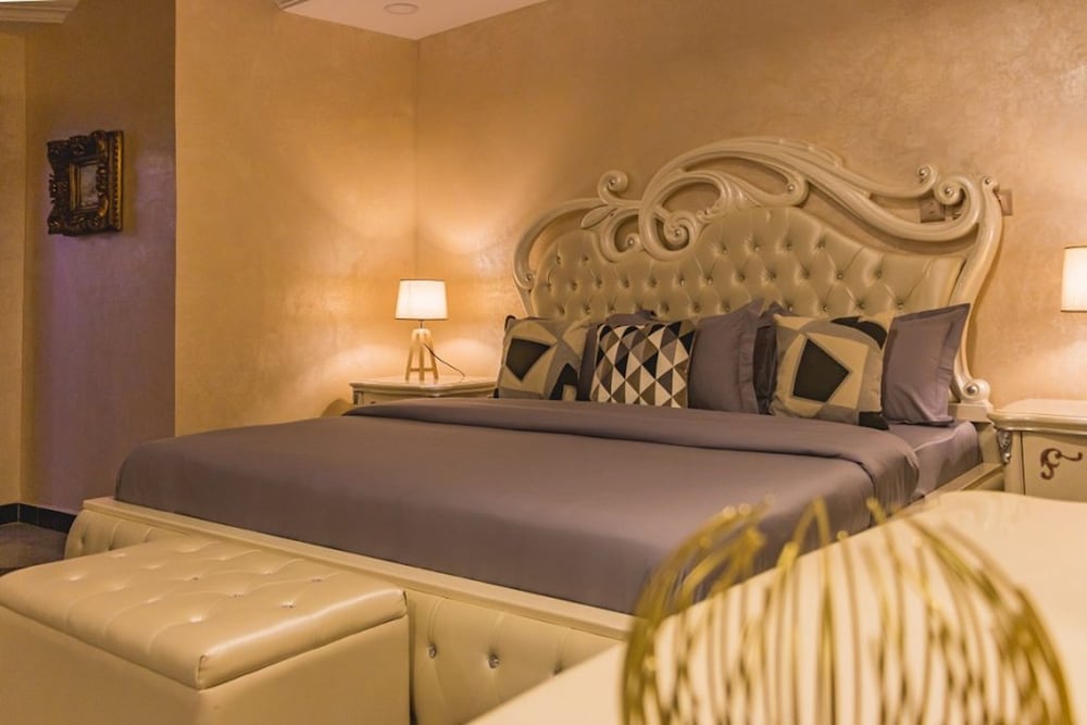 Presidential Suite