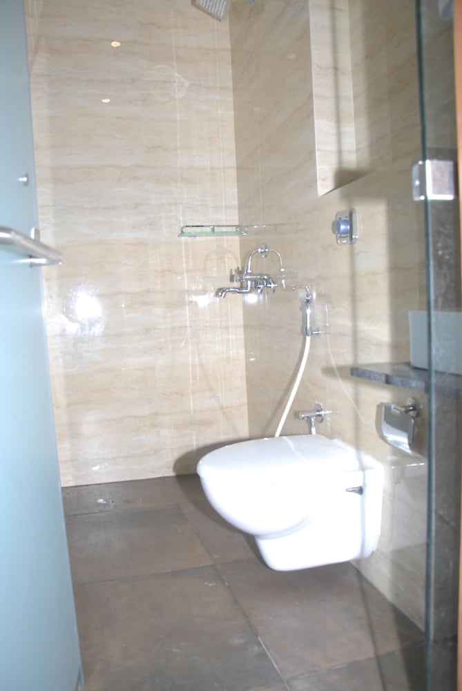 Deluxe Room - Photo 2