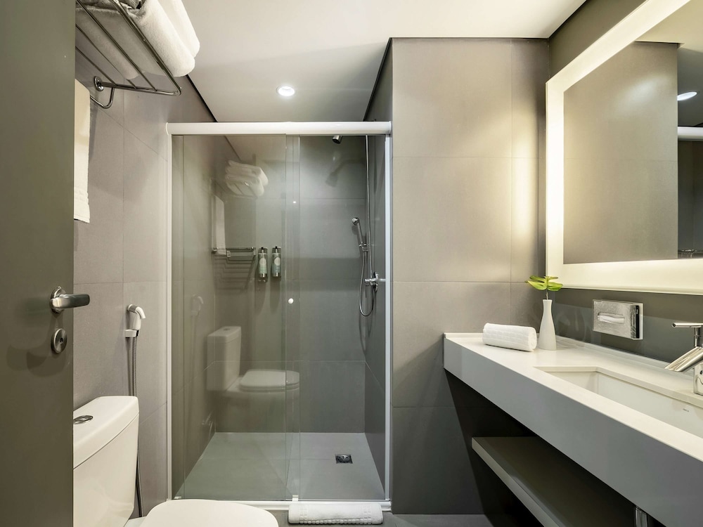 Deluxe Room, 2 Twin Beds - Photo 6