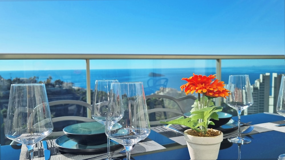 Grand Apartment, 3 Bedrooms, Sea View