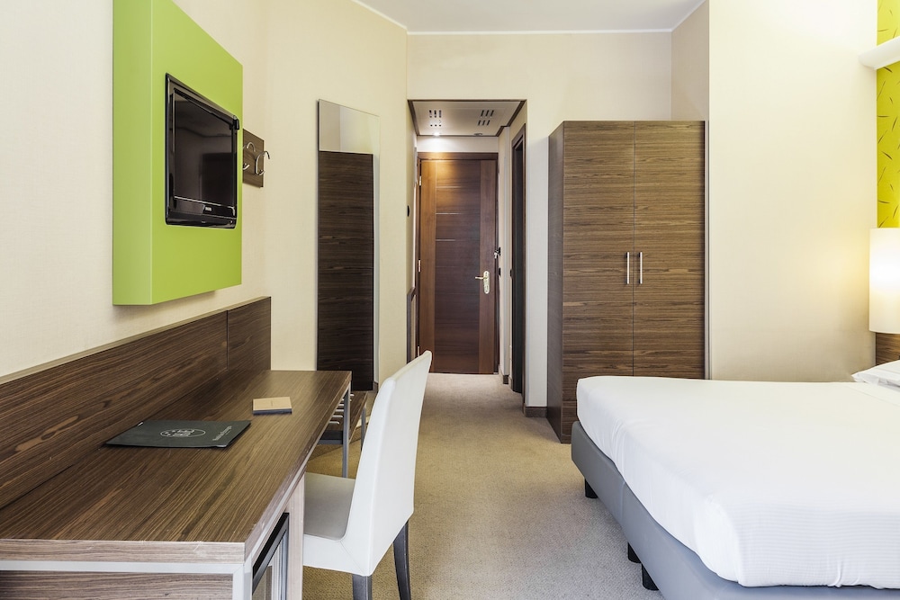 Premium Double Room Single Use