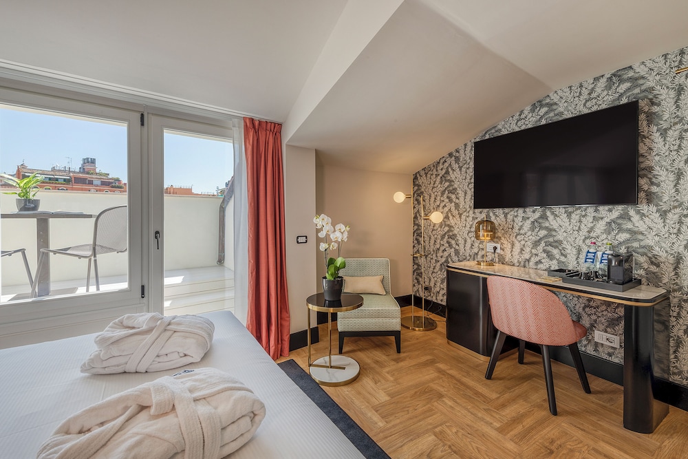 Exclusive Room (Colosseo Terrace) thumbnail 5