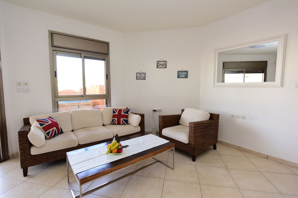 Apartment, 2 Bedrooms, Jetted Tub, Garden Area (Shoham 34)