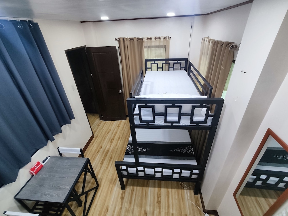 Family Room, Non Smoking, Balcony photo 3