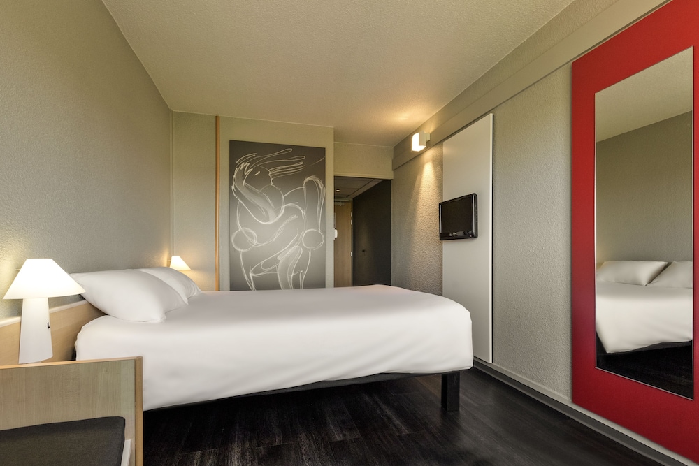 Standard Room, 1 Double Bed - Photo 7
