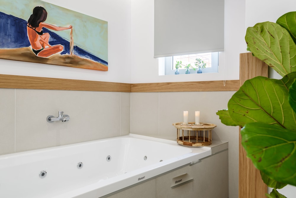 Deluxe Suite - Photo 4