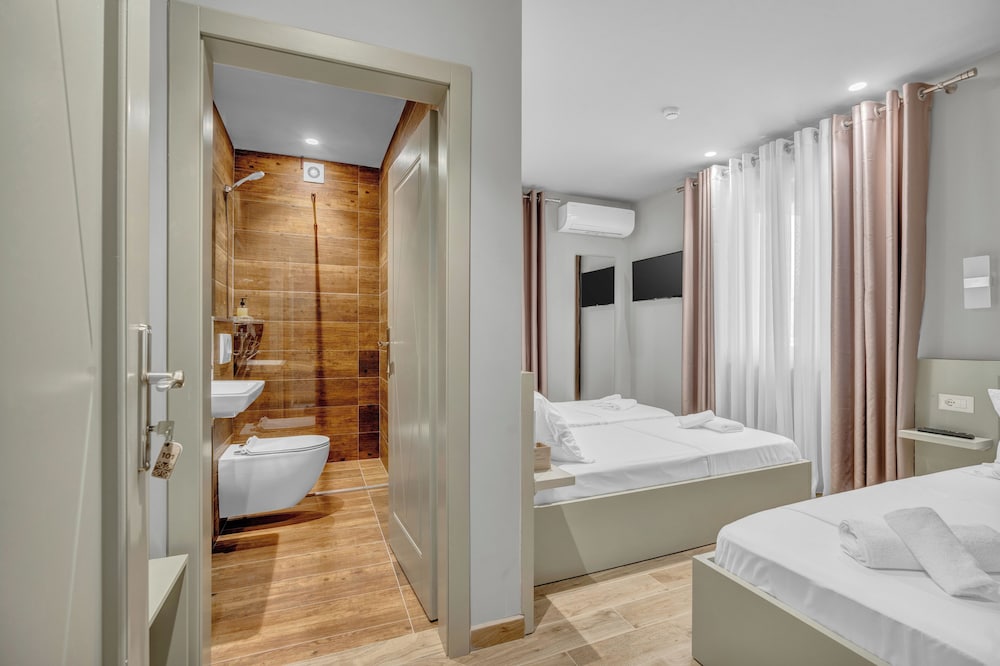 Comfort Room photo 1