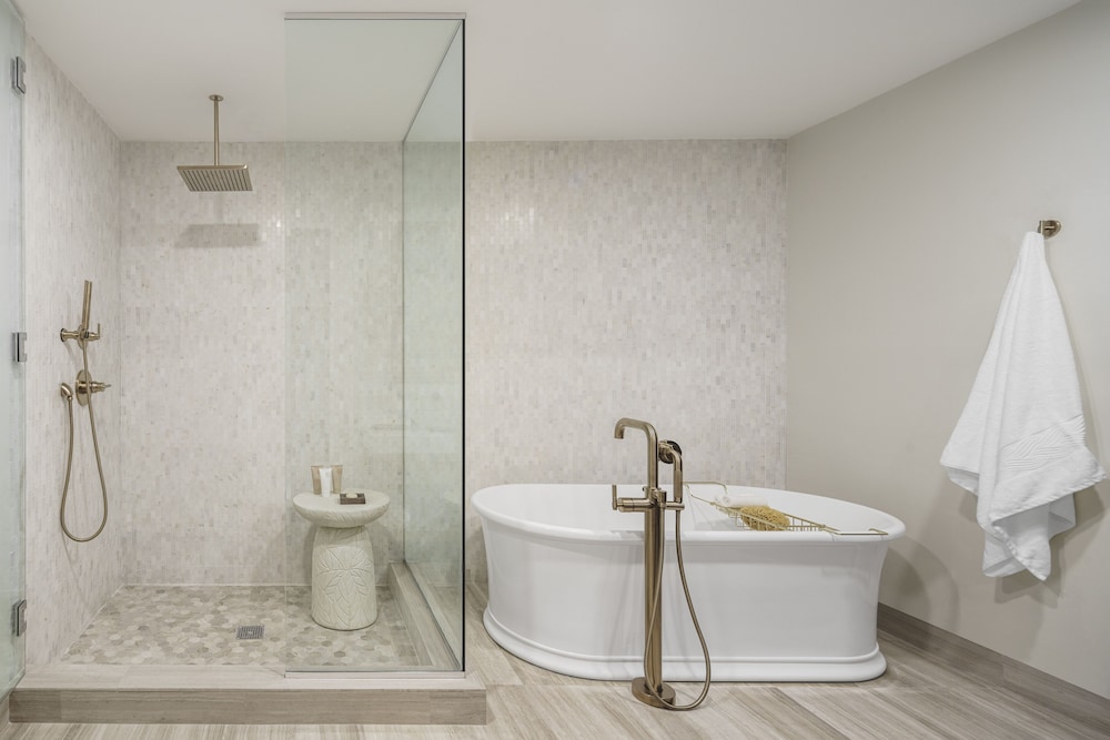 Three Bedroom Beachfront Villa At Rendezvous Beach