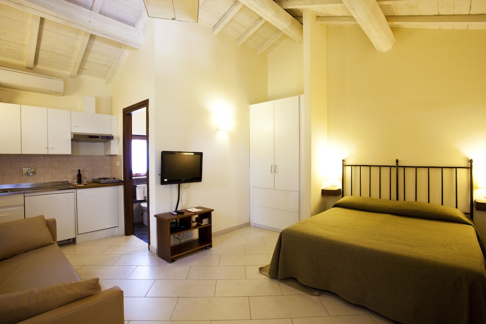 Comfort Double Room, Balcony photo 1