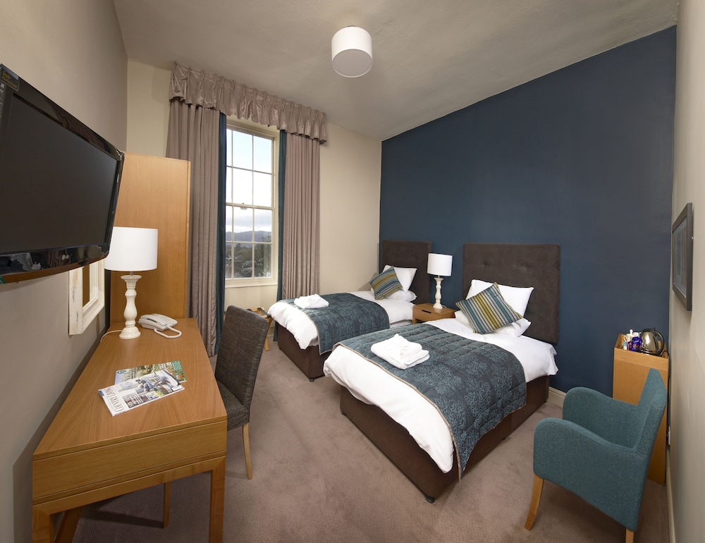 Twin Room with Scenic View - Photo 2
