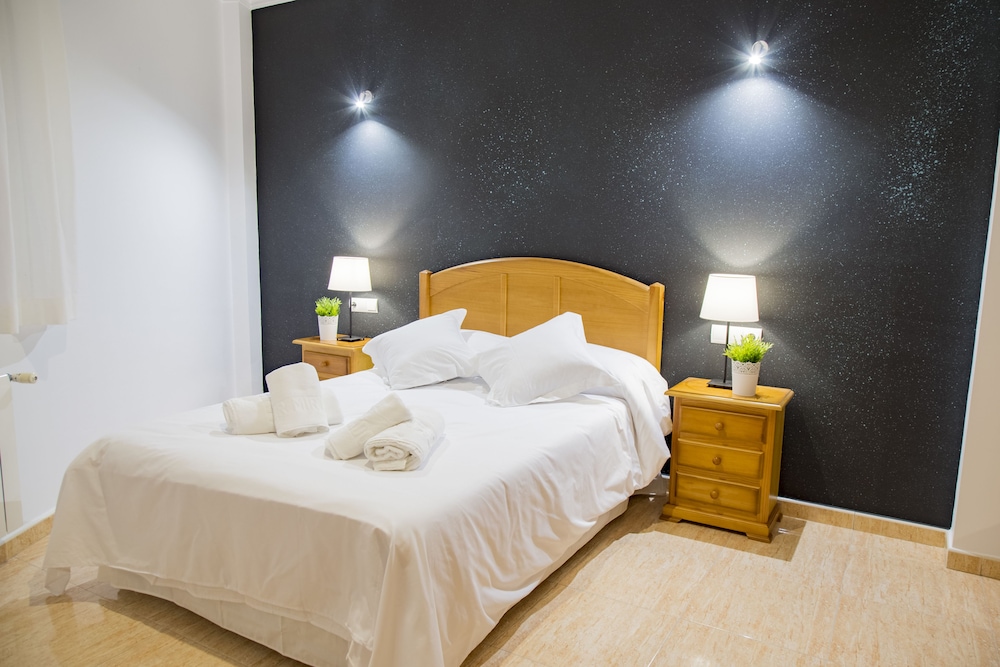 Junior Single Room, Mountain View