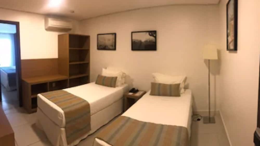 Suite, Partial Sea View