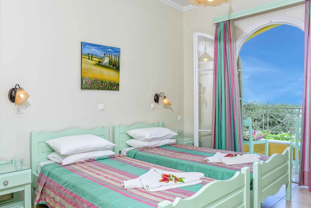 Villa (4 Bedrooms)