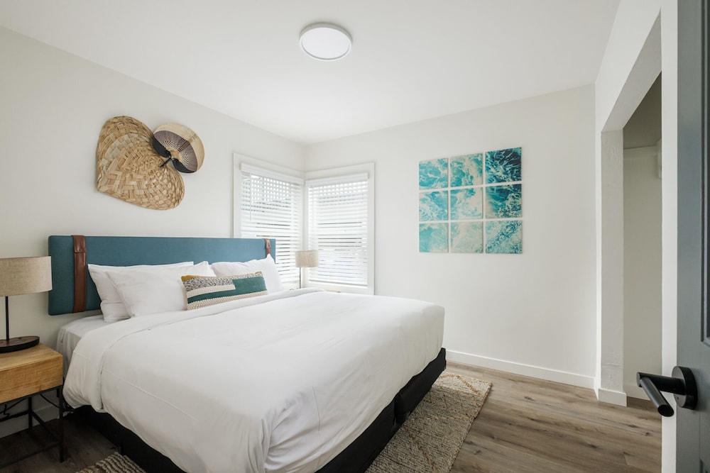 Beachfront Cottage 107