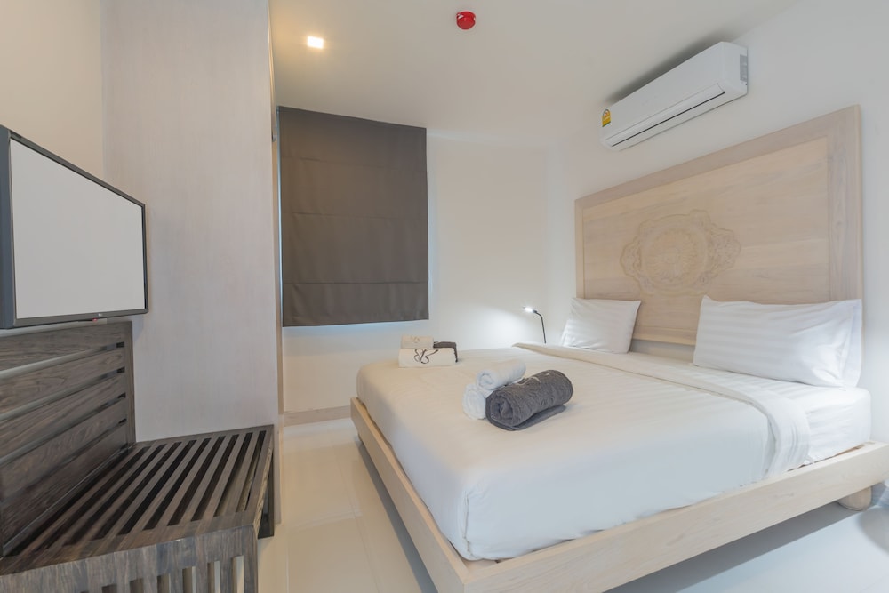 Deluxe Apartment, 2 Bedrooms, Sea View photo 2