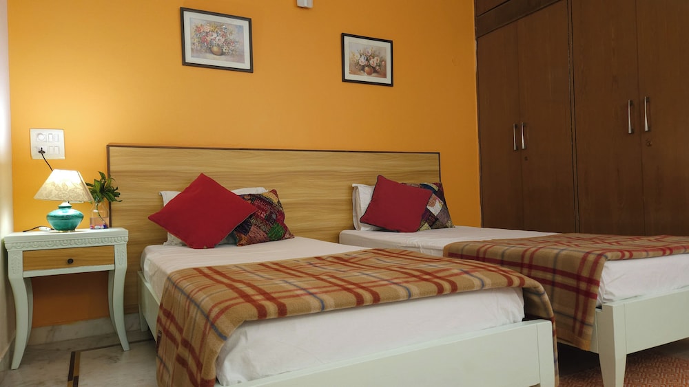 Executive Twin Room, 1 Bedroom, Balcony, City View photo 3