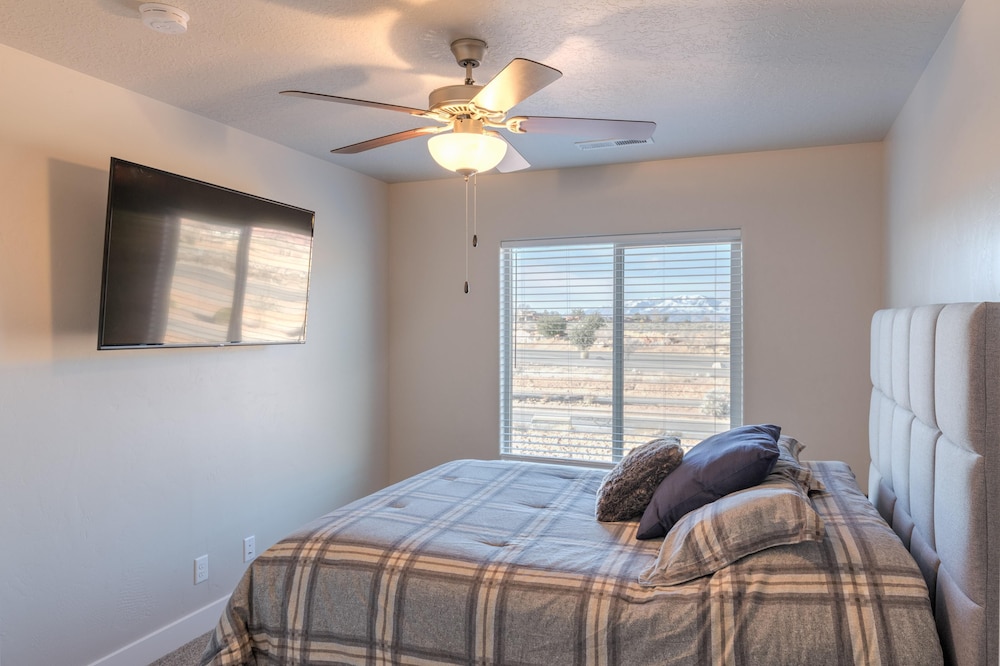 Townhome, Multiple Beds (The Pickleball Palace) photo 1