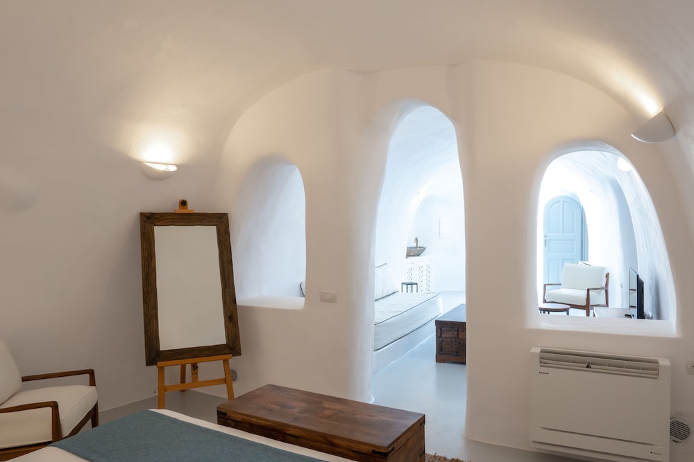 Suite Classic, terrazzo (Outdoor Plunge Pool, Caldera View)