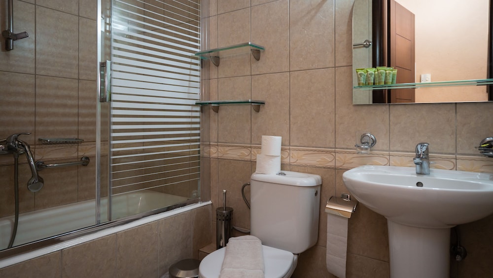 Triple Room, Forest and Mountain View - Photo 10