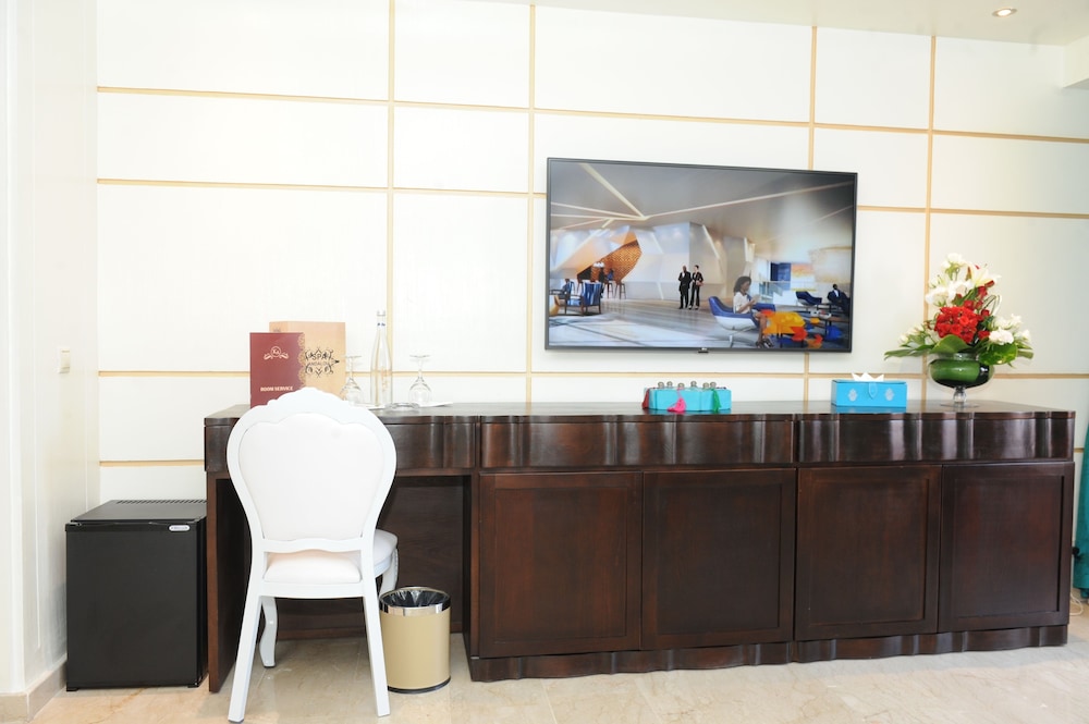 Deluxe Suite, Non Smoking photo 3