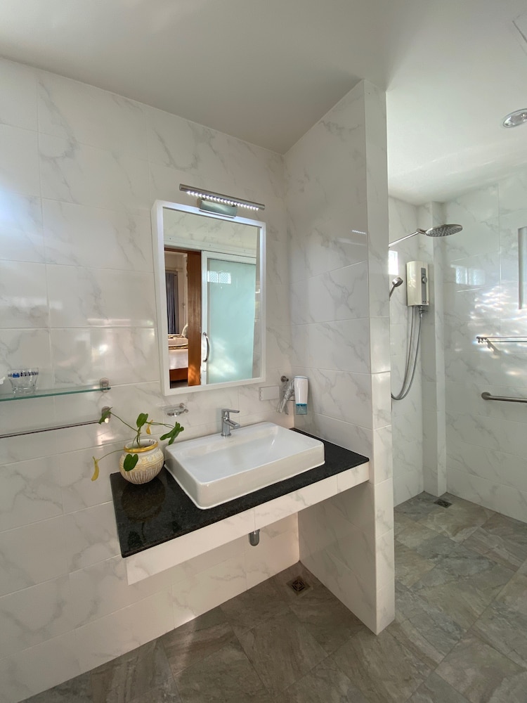Bungalow, 3 Twin Beds, Accessible photo 3