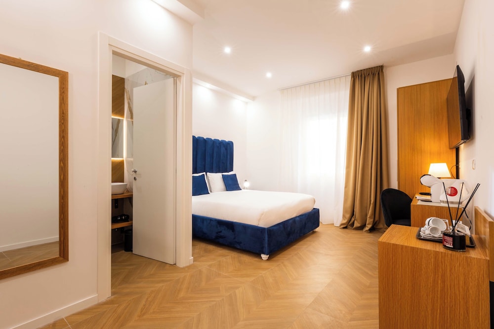 Comfort Triple Room, 1 Queen Bed with Sofa bed