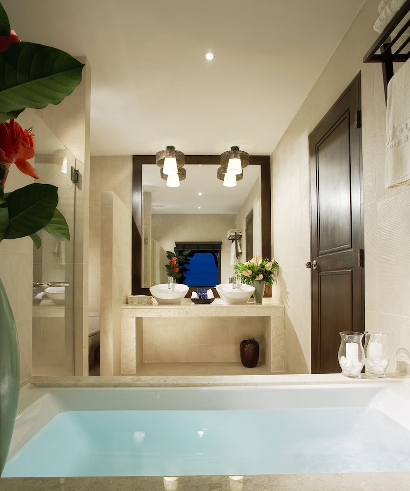 Villa - Photo 4