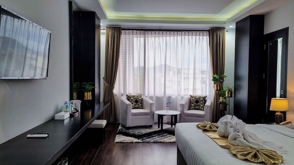 Signature Twin Room