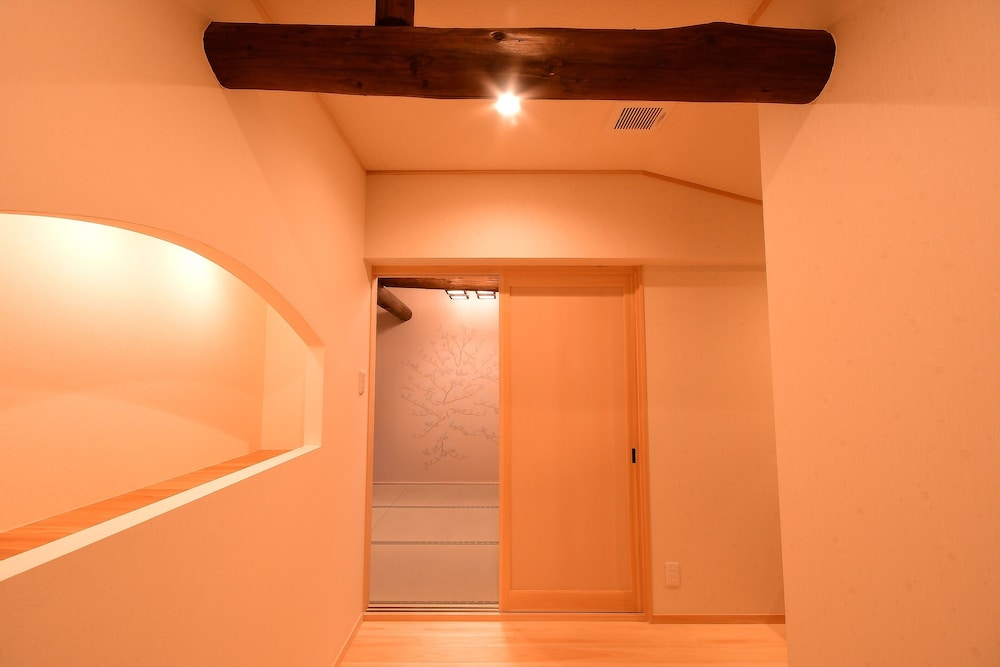 Comfort Room photo 2